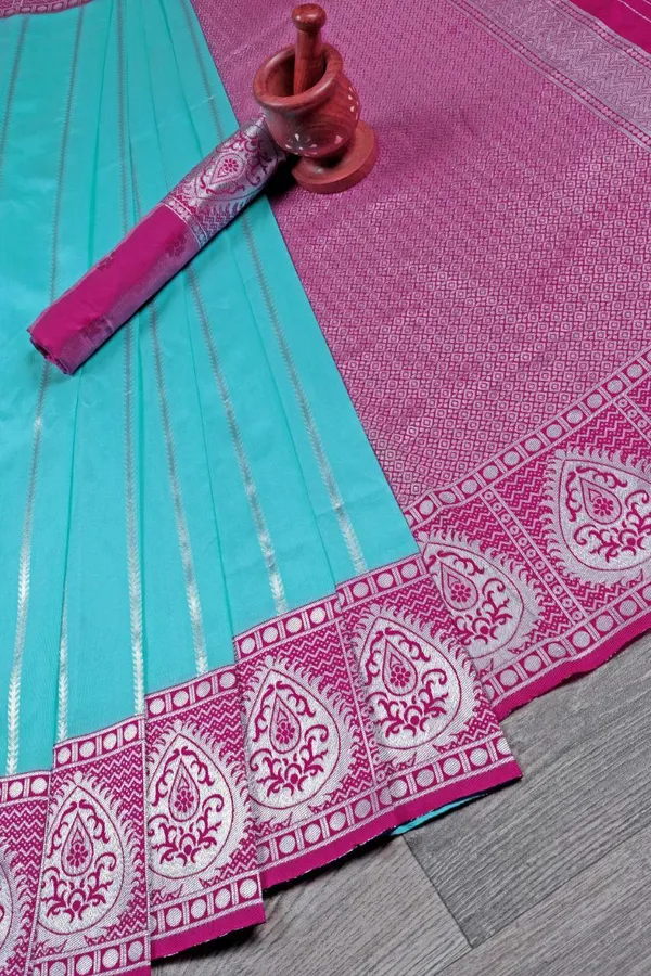 Pink_Embellished_Banarasi_Jacquard_Saree_(Pink)